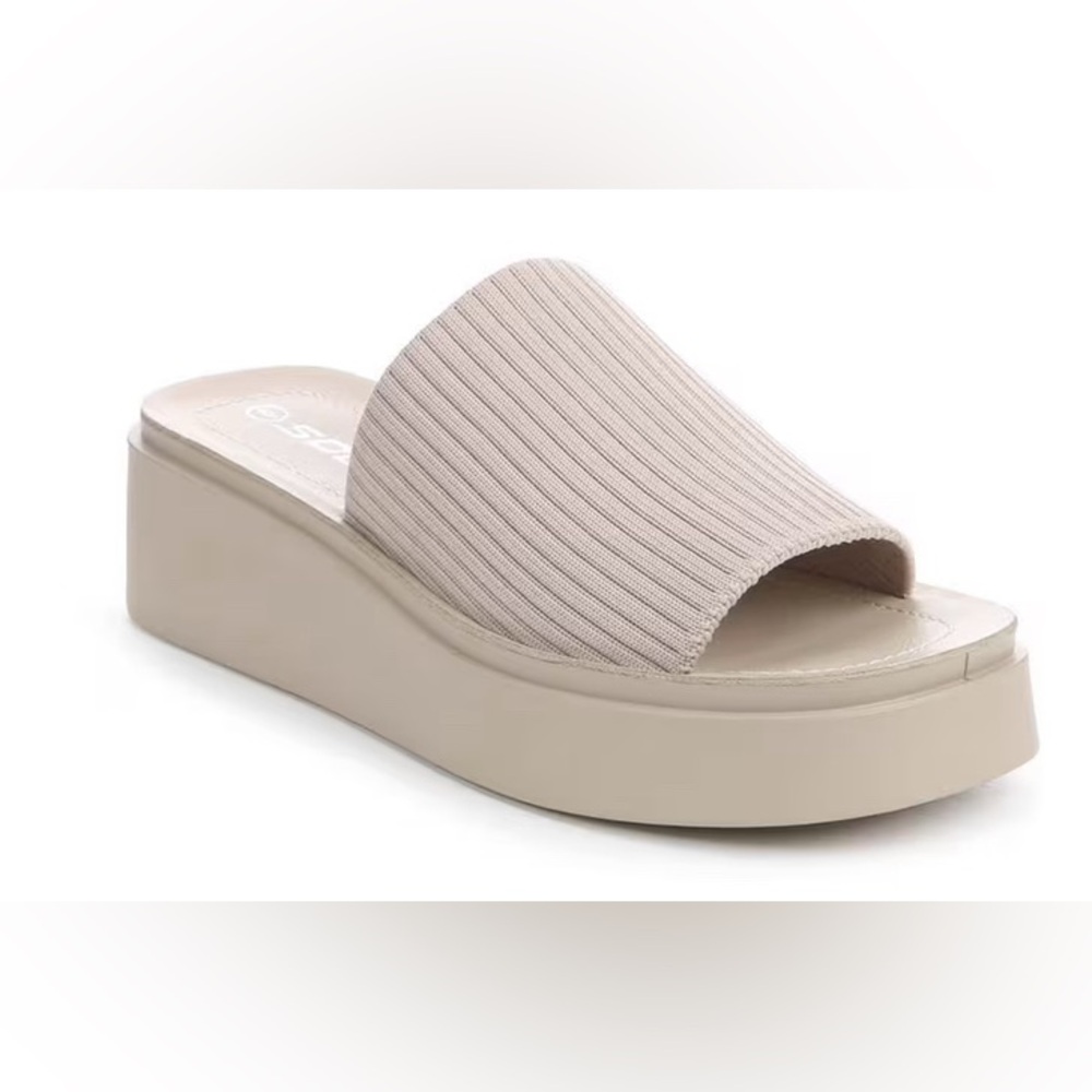 NIB Slip On Wedge Sandals